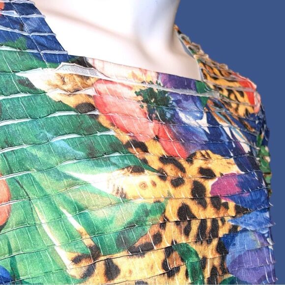 Alfred Dunner multi layered floral and animal print top! New - Picture 3 of 7